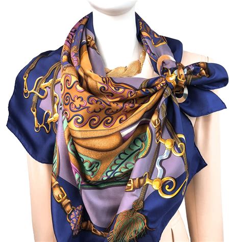 how to wear Hermes scarf